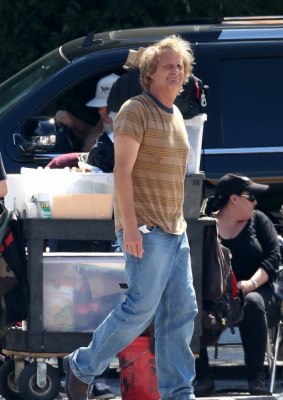 dumb-ontheset03.jpg