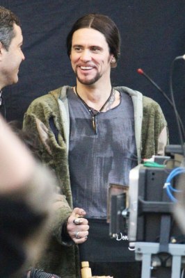 wonderstone-ontheset030.jpg