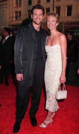 The Cable Guy - Premiere
Jim Carrey and Lauren Holly at "The Cable Guy" premiere
Keywords: Jim Carrey Lauren Holly The Cable Guy Red Carpet Premiere