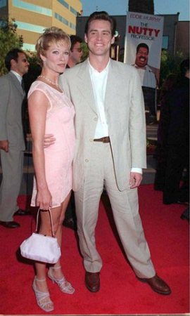 The Nutty Professor - Premiere
Jim Carrey and Lauren Holly at the "Nutty Professor" premiere
Keywords: Jim Carrey Lauren Holly Nutty Professor Red Carpet Premiere