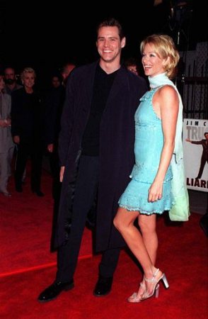 Liar Liar - Premiere
Jim Carrey and Lauren Holly at the "Liar Liar" premiere
Keywords: Jim Carrey Lauren Holly Liar Liar Red Carpet Premiere