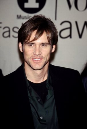 Jim Carrey at the VH1 Fashion Awards
Keywords: Jim Carrey Vogue VH1 Fashion Awards