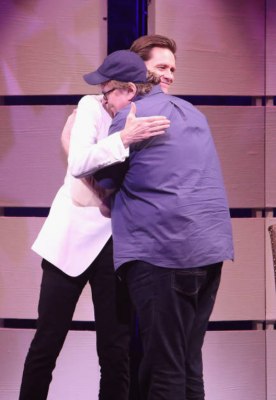 michael-moore-broadway002.jpg