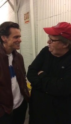 michael-moore-backstage024.jpg