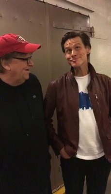 michael-moore-backstage145.jpg
